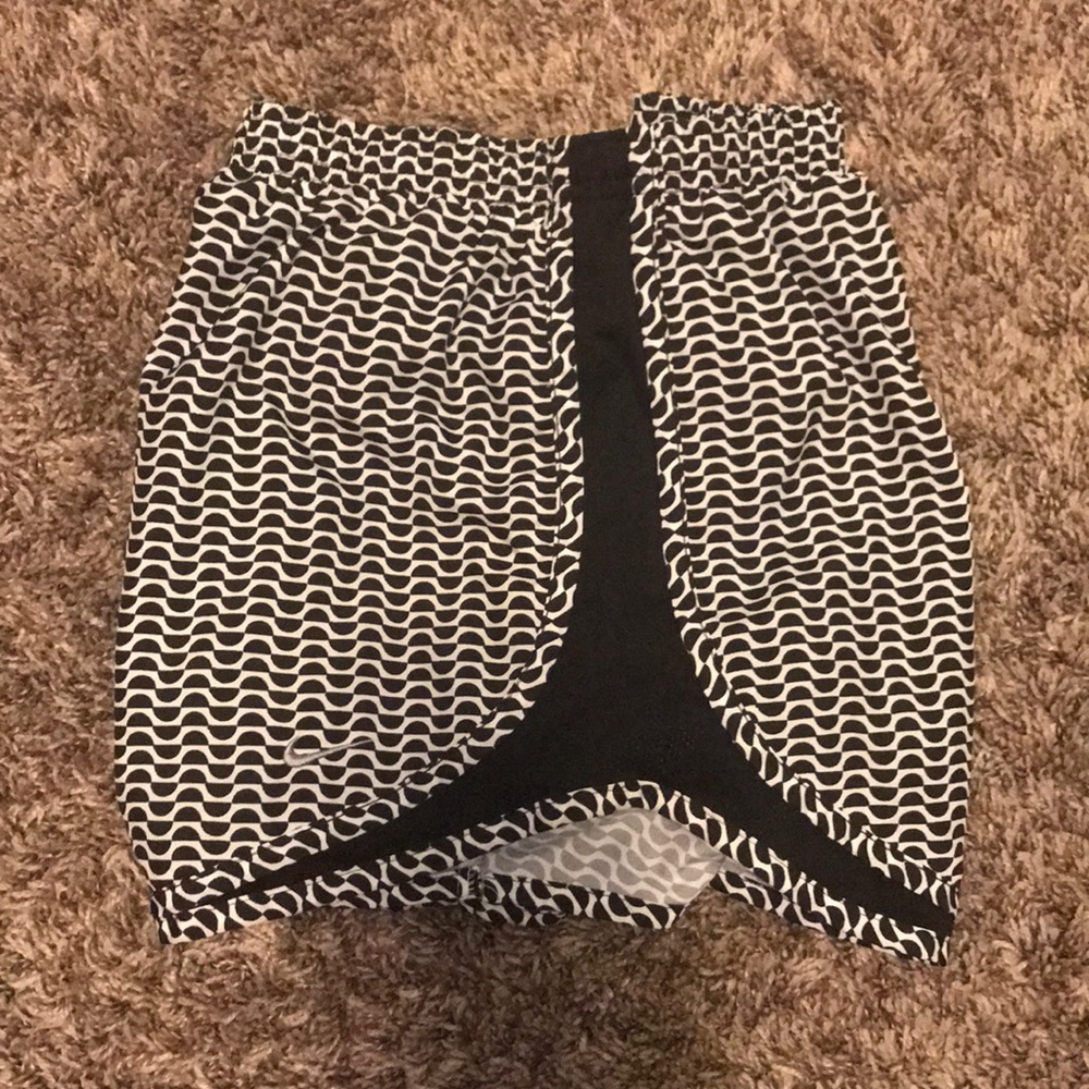 Women’s Nike Tempo Shorts